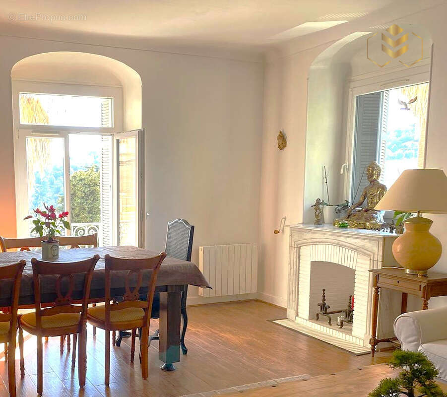 Appartement à MENTON