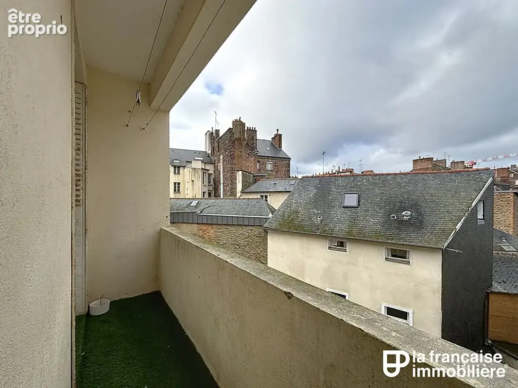 Appartement Type 3 - à vendre - 67.7m² - Centre historique - Grenier - photo 5