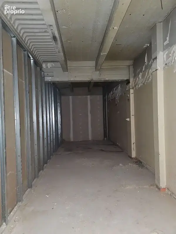 Hyper centre de REIMS - Plateau de 373 m² à usage professionnel - photo 11