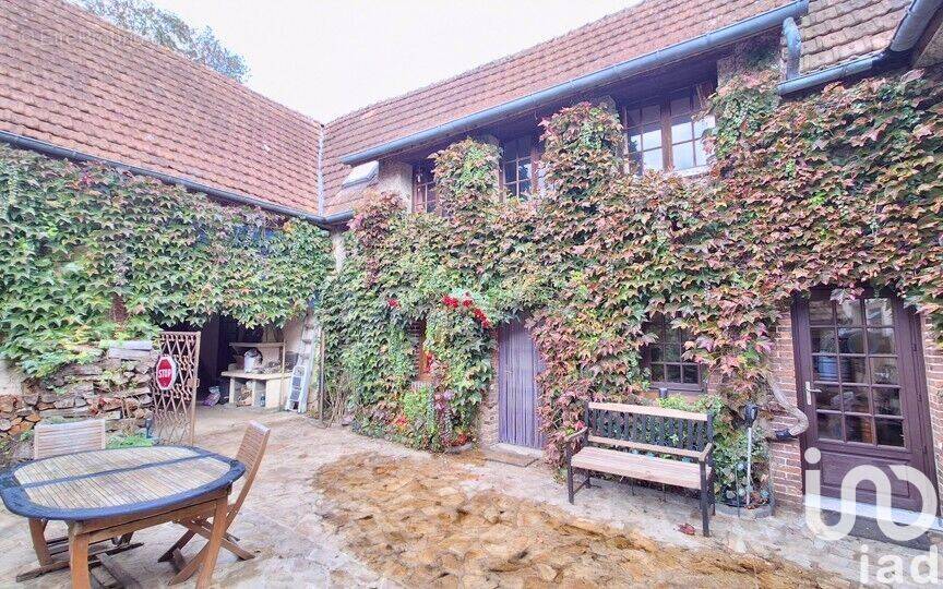 Photo 1 - Maison à SAINT-PREST