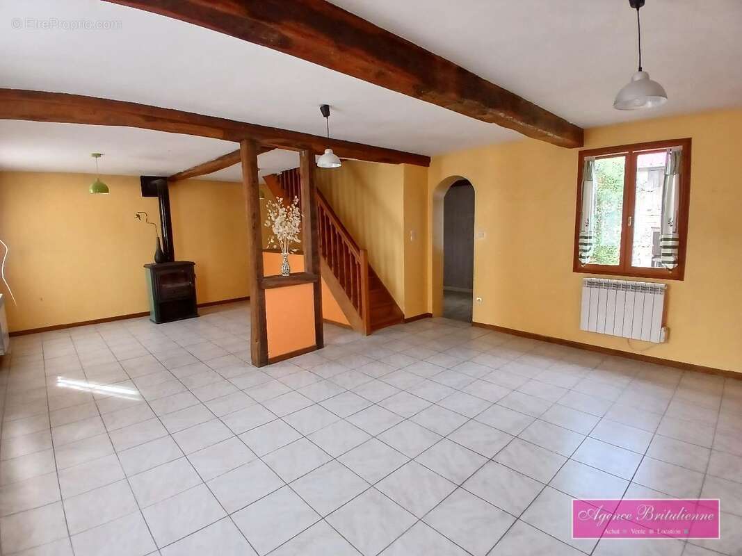 Maison à BRETEUIL