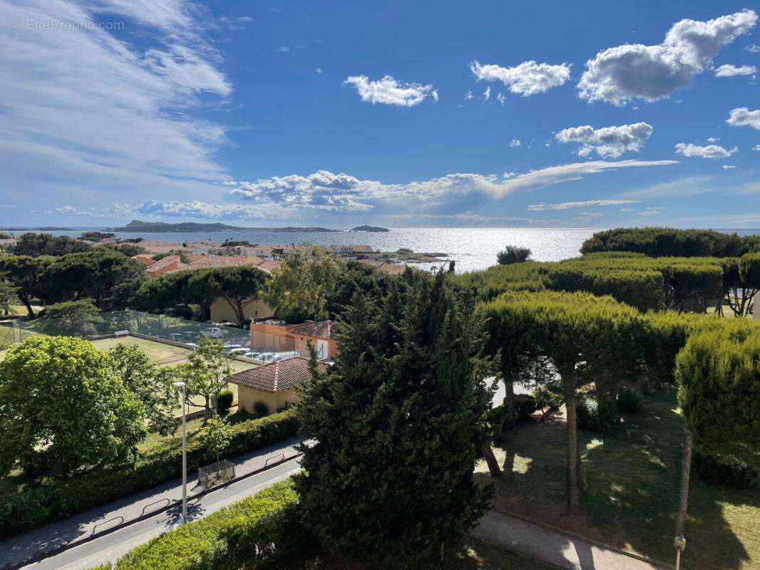Appartement à SIX-FOURS-LES-PLAGES