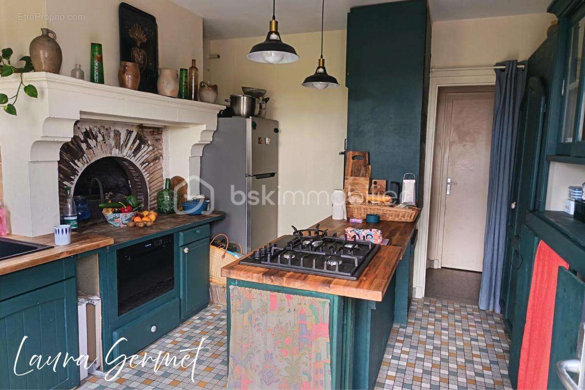 Maison à VICQ-SUR-NAHON