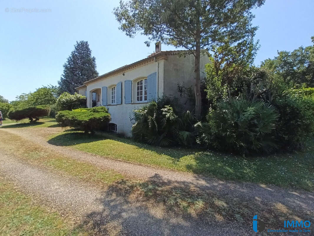 Maison 180 m² à Aiguefonde  - photo 3