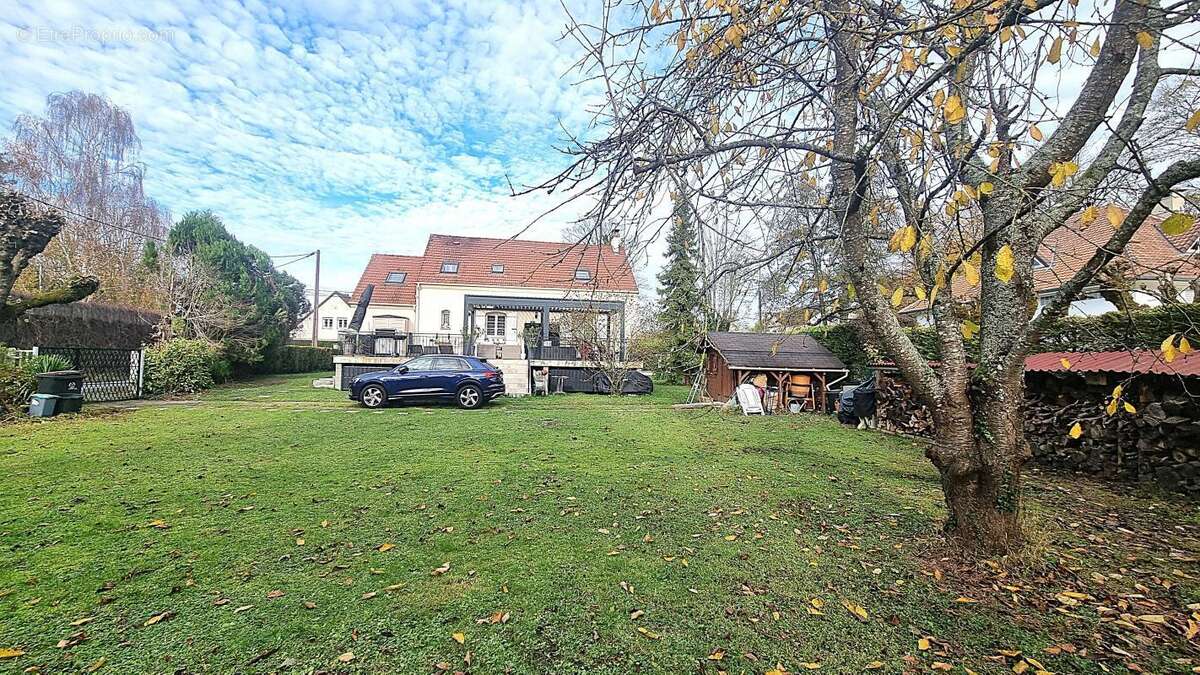 Maison à BUTRY-SUR-OISE