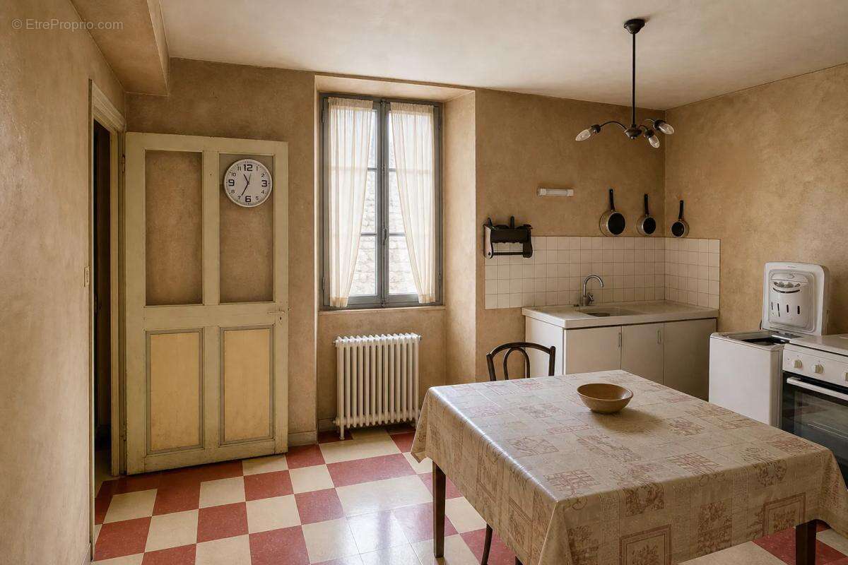 Maison à BEAUFORT-SUR-GERVANNE