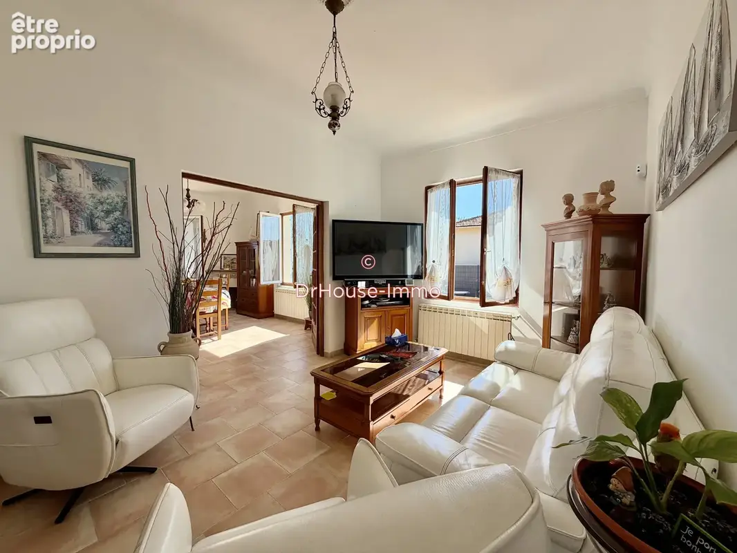 Maison 4 pièces 91 m² à vendre à Cagnes-Sur-Mer (06800) - photo 2