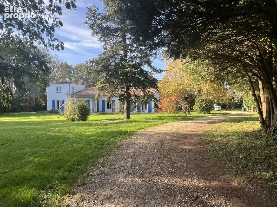 Maison avec un grand terrain - photo 4