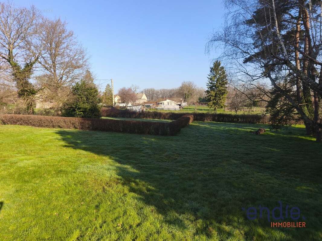 Maison à COSNE-D'ALLIER