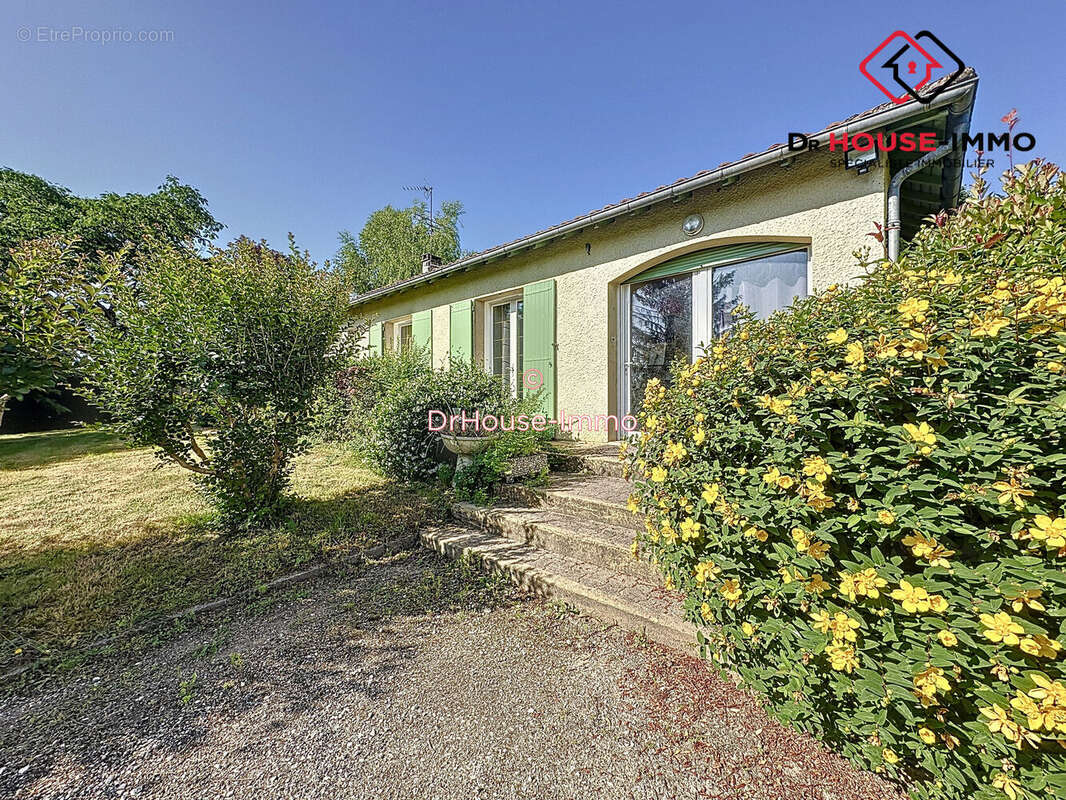 Maison à ECHOURGNAC