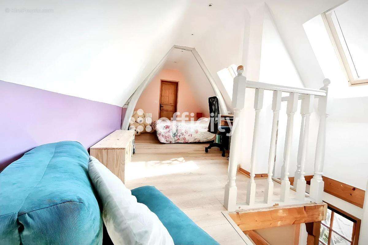 Maison à PERONNE-EN-MELANTOIS