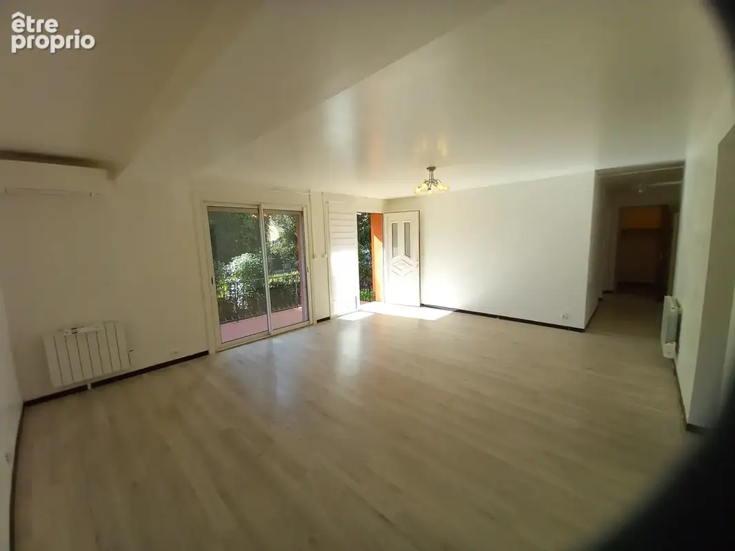 Ensemble Immobilier excellent état sur Lamalou - photo 24