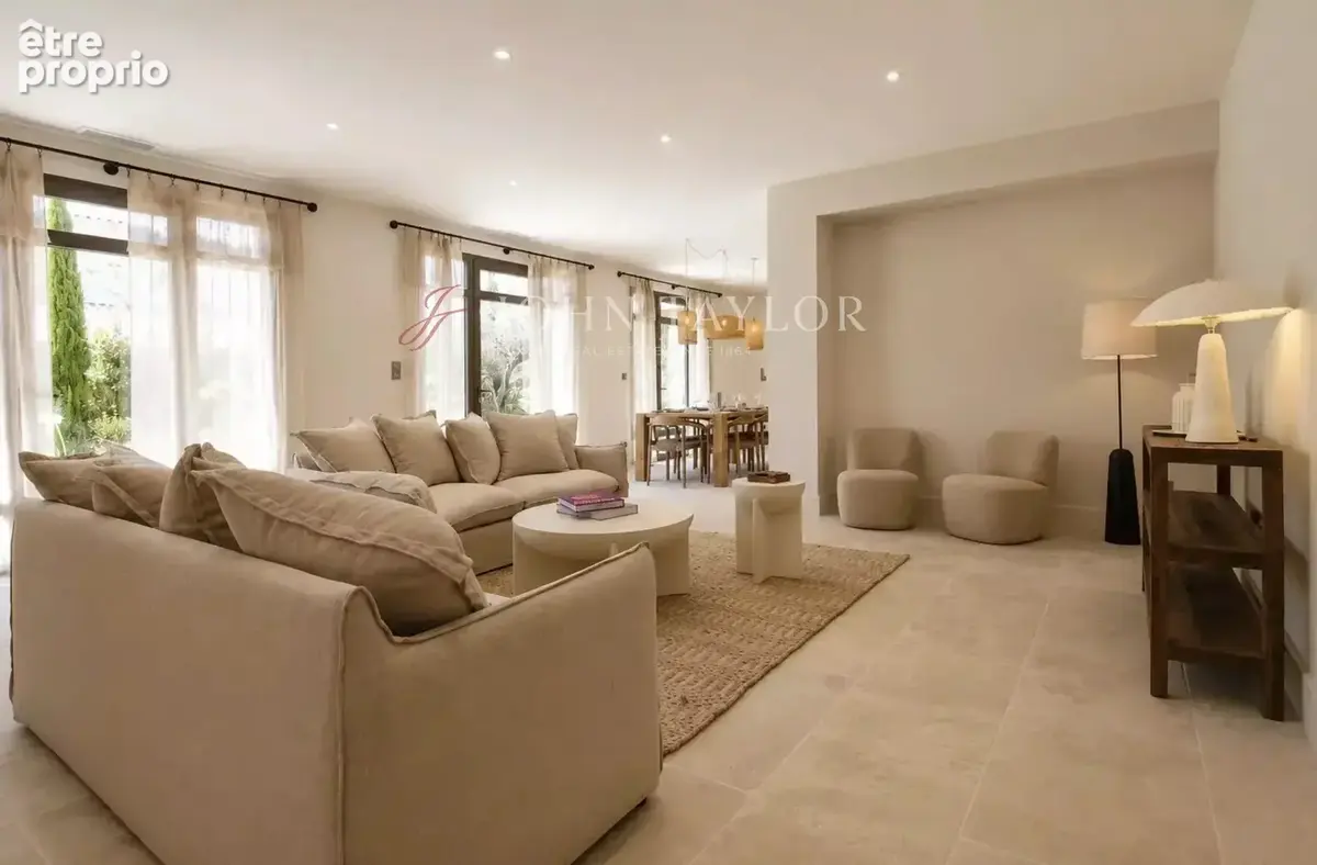 Maison au centre du village - maussane-les-alpilles - photo 2