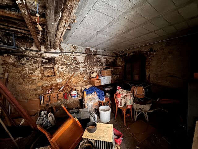 Maison à PEYROLLES-EN-PROVENCE