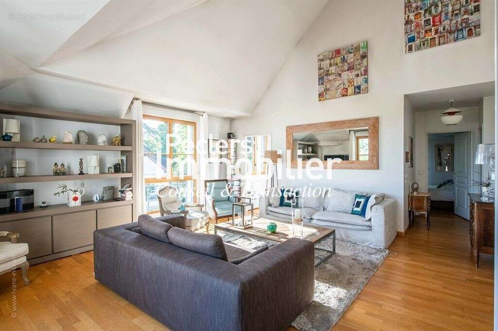 Appartement à BOUGIVAL