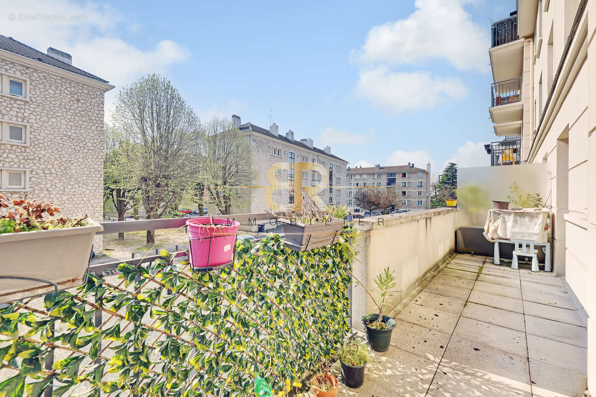 Appartement à MAISONS-ALFORT