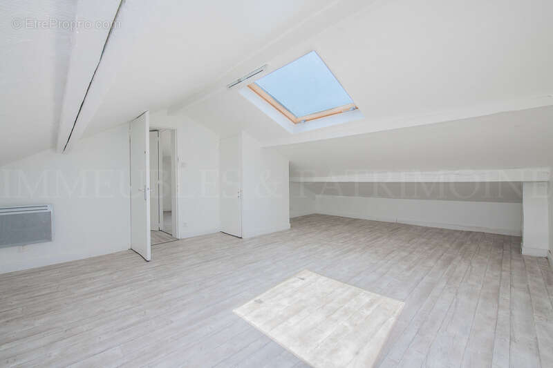 IMMEUBLE avec local commercial + appartement à vendre BONNEUIL SUR MARNE (94) - photo 22