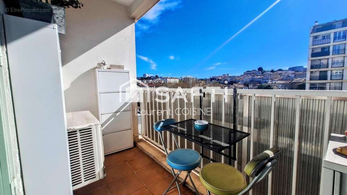 Photo 2 - Appartement à MARSEILLE-3E