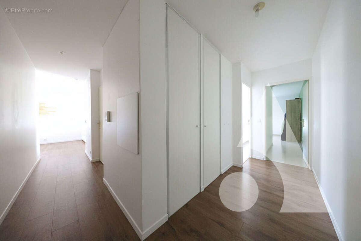 Appartement à CORBEIL-ESSONNES