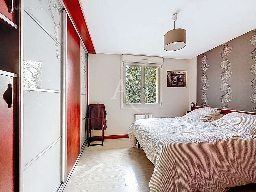 Maison à MAISONCELLES-DU-MAINE