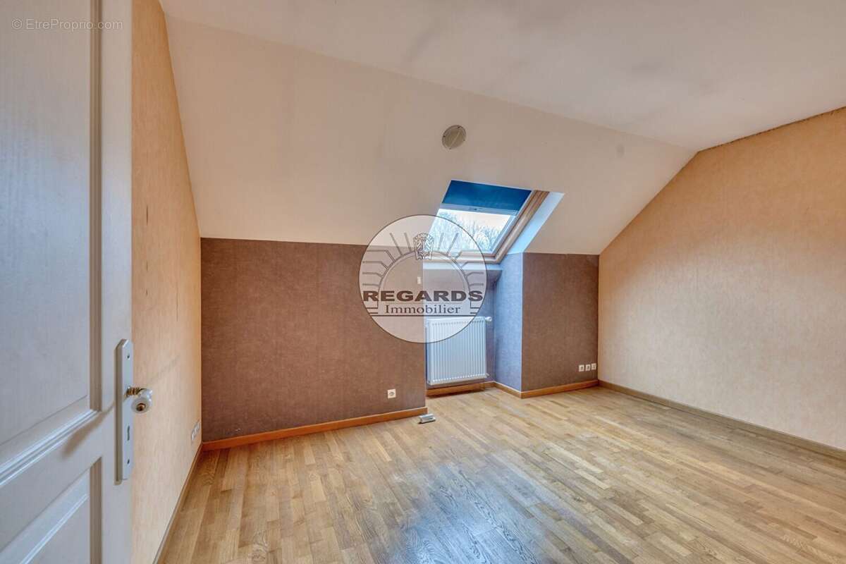 Maison 121 m² à Bagneux  - photo 8
