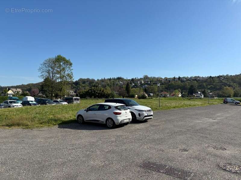 Commerce à BAGNERES-DE-BIGORRE