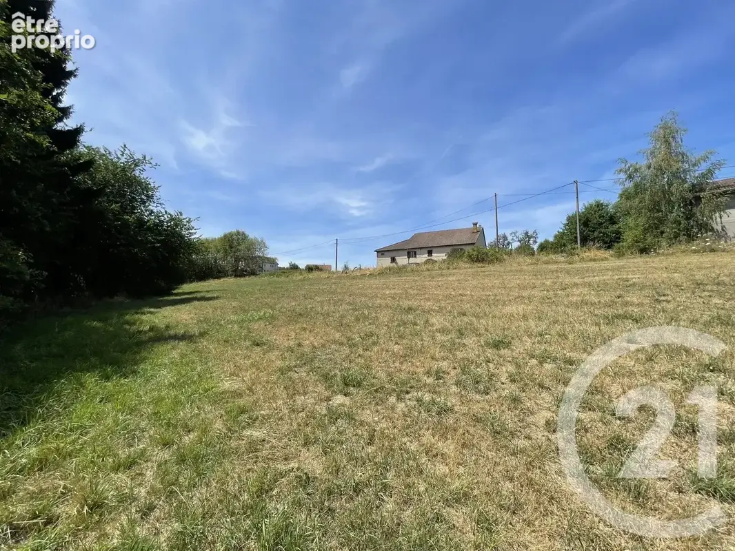 Terrain à HADOL