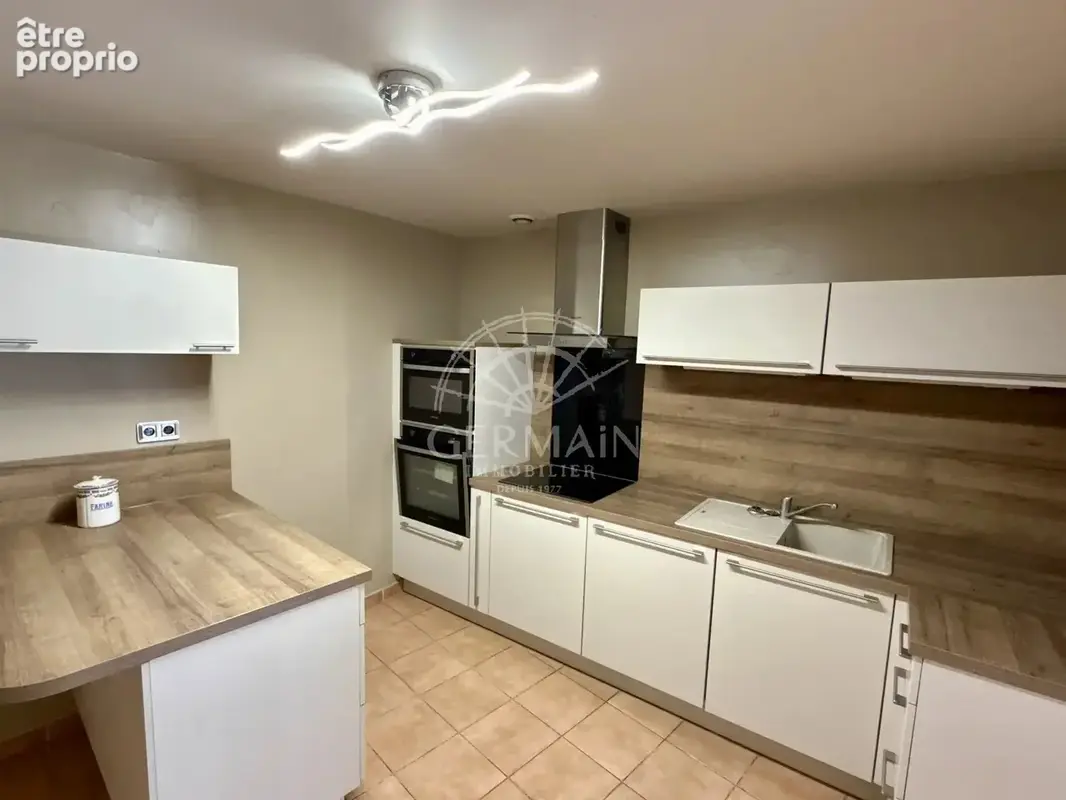 Mazan, Maison de village de type 5 avec 2 terrasses et 2 garages. - photo 23