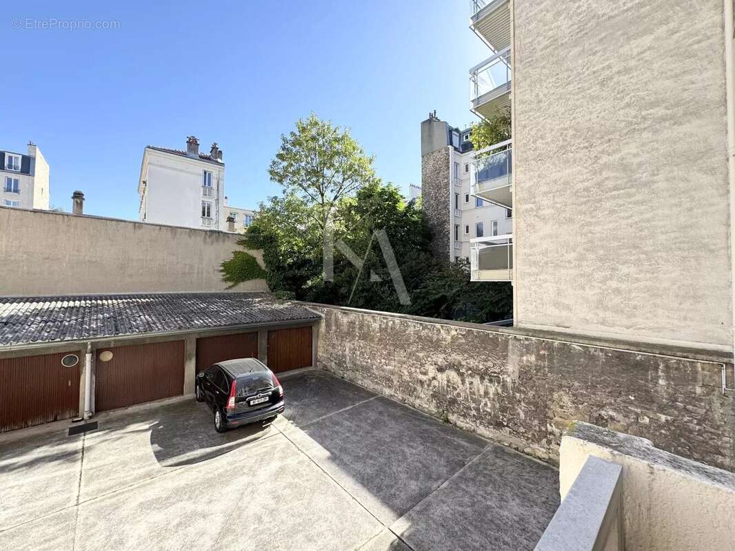 Appartement à NEUILLY-SUR-SEINE