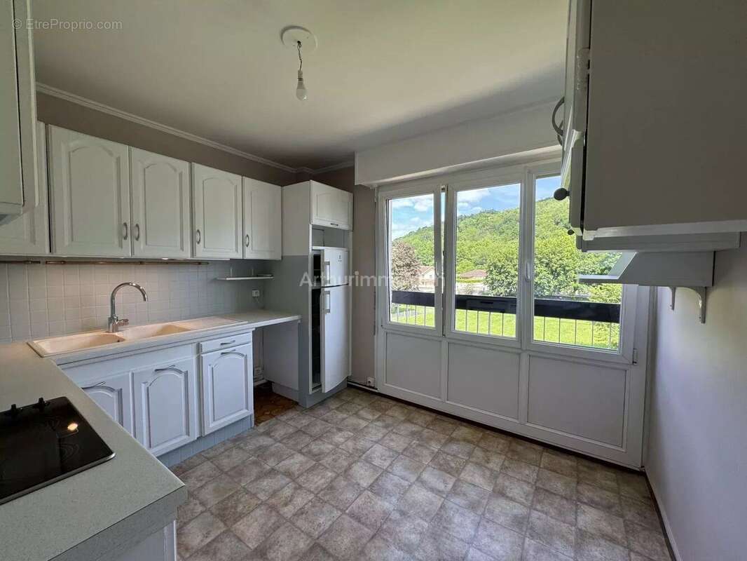 Appartement à BOURGOIN-JALLIEU