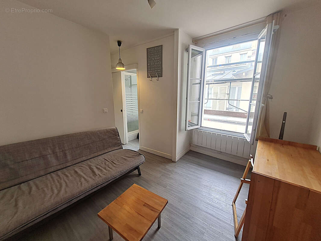 Appartement à PARIS-7E