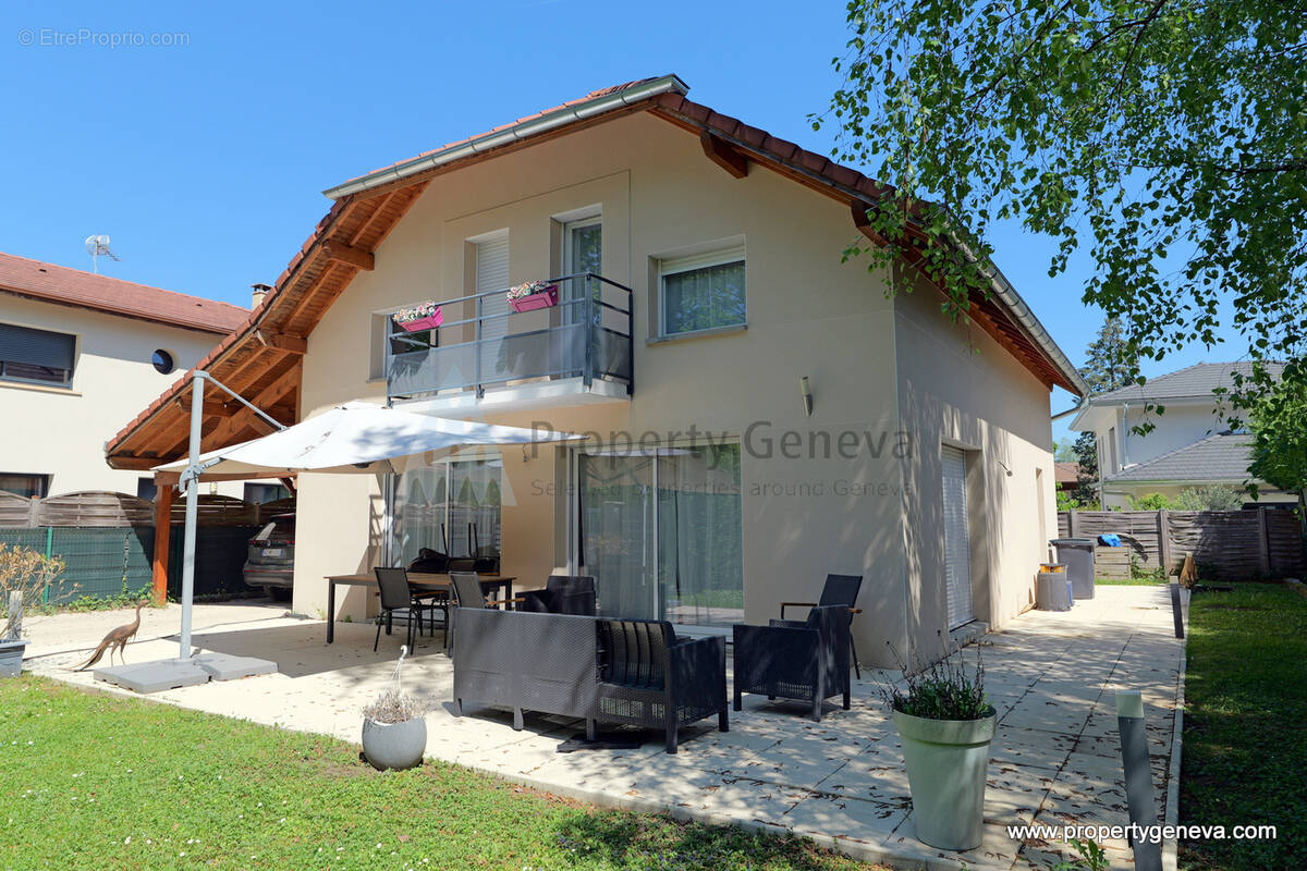 Maison à PREVESSIN-MOENS
