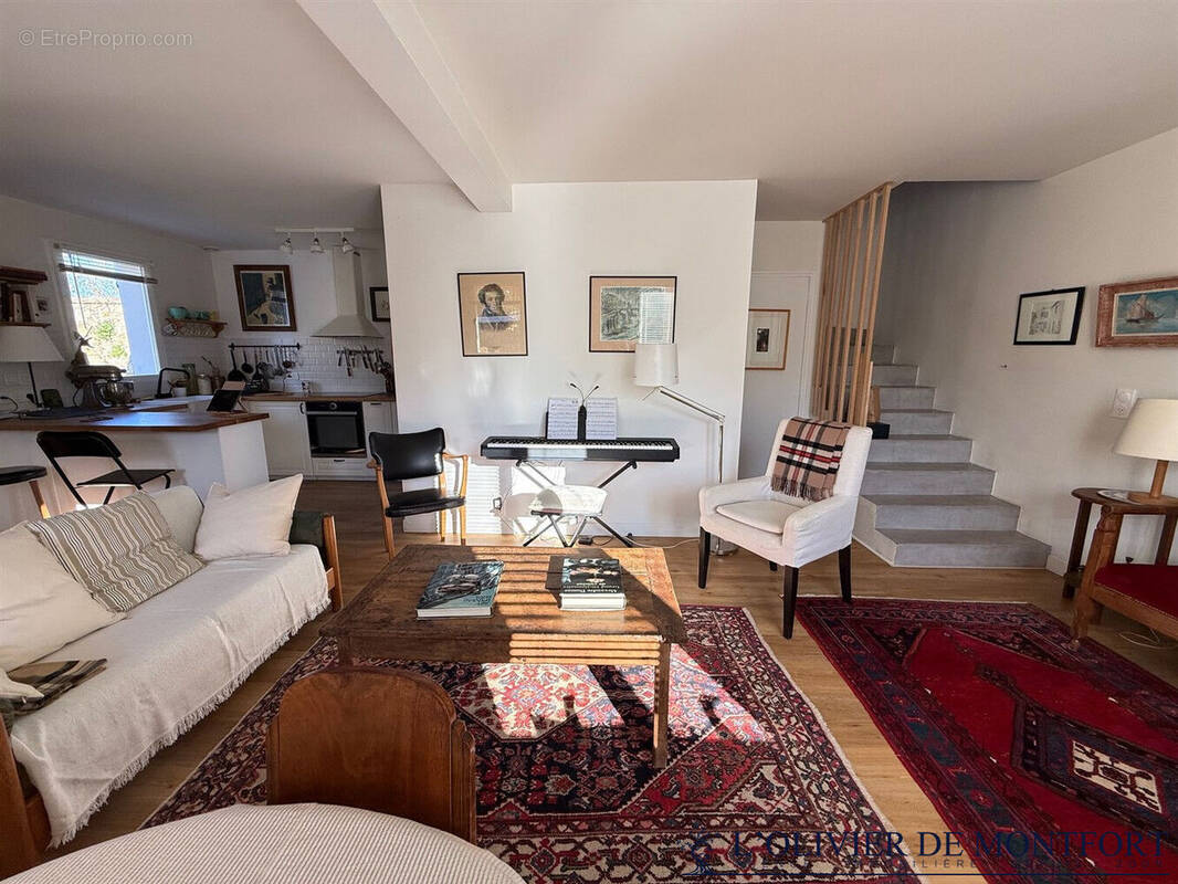 Maison à MONTFORT-L'AMAURY
