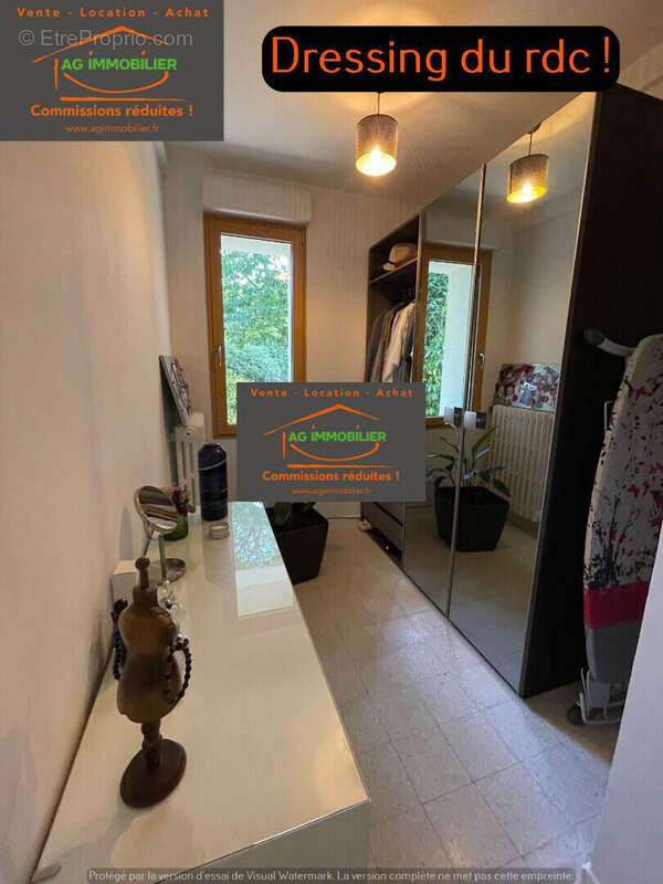 Maison à MONTGERMONT