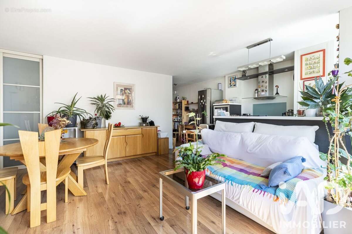 Photo 2 - Appartement à PARIS-19E