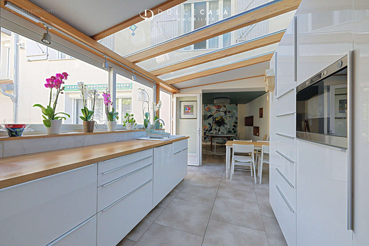 Maison à LE PERREUX-SUR-MARNE