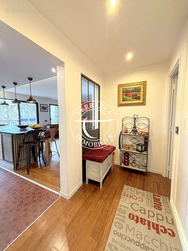 Appartement à BOUGIVAL