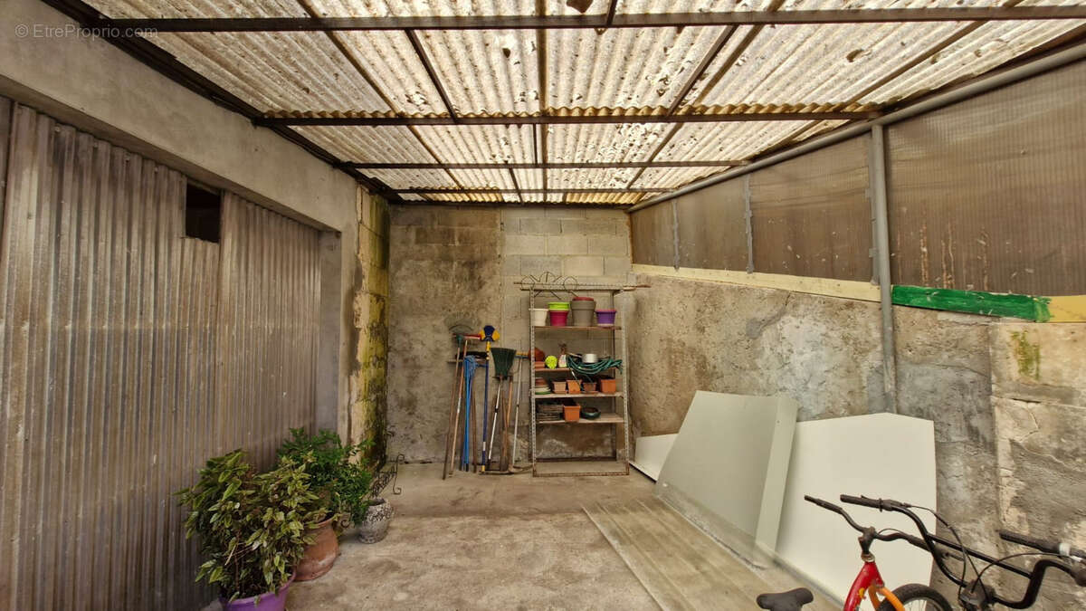 Maison à MORTAGNE-SUR-GIRONDE