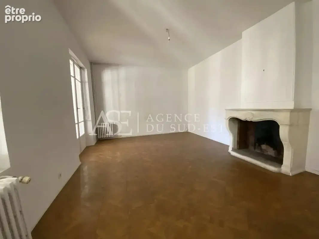 maison de ville au centre d Aix - photo 3