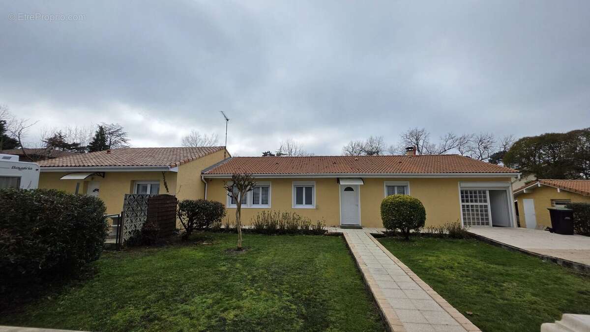 Maison à CESTAS