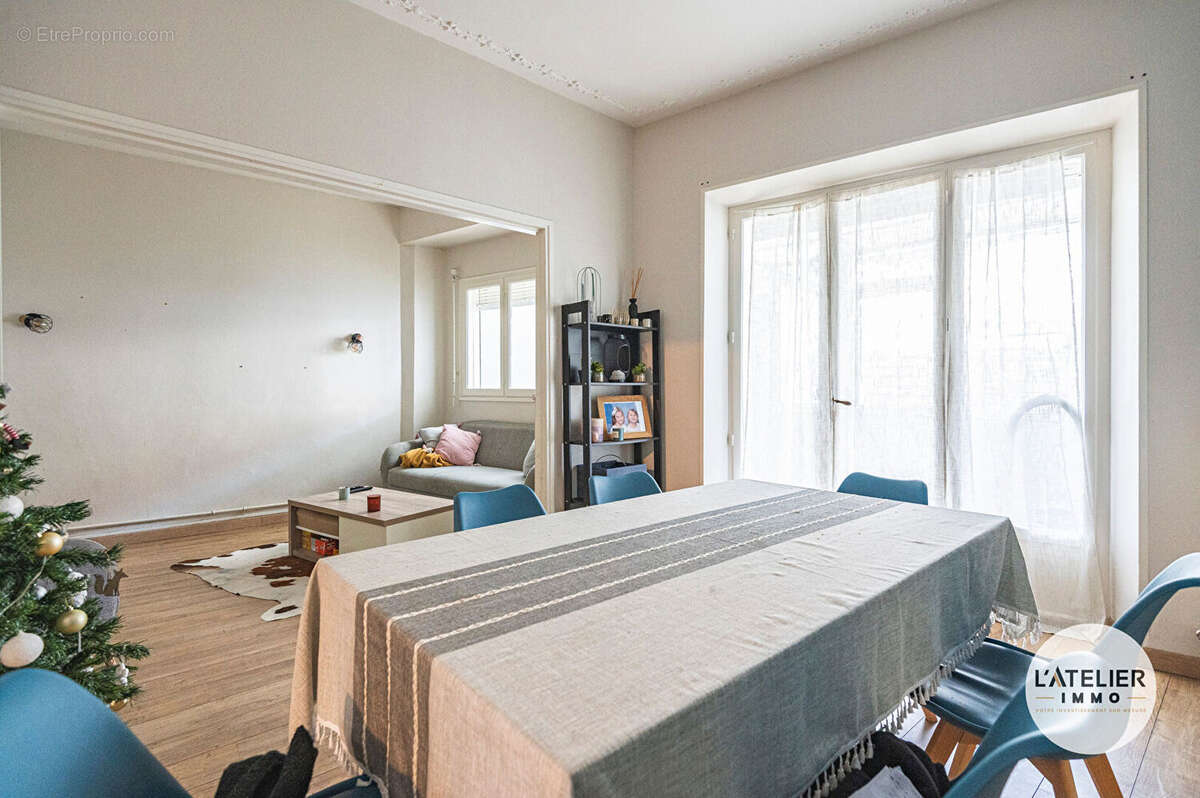 Maison à MAILLY-CHAMPAGNE