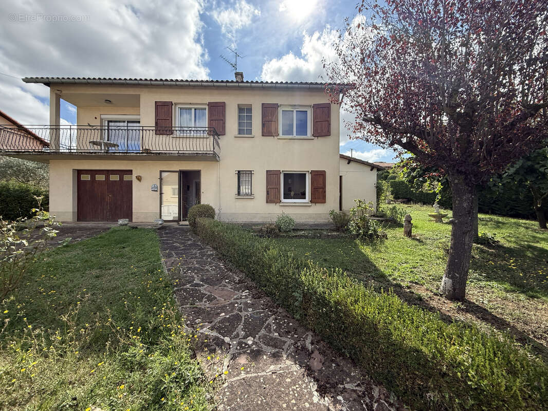 Maison à ROQUEFORT-SUR-SOULZON