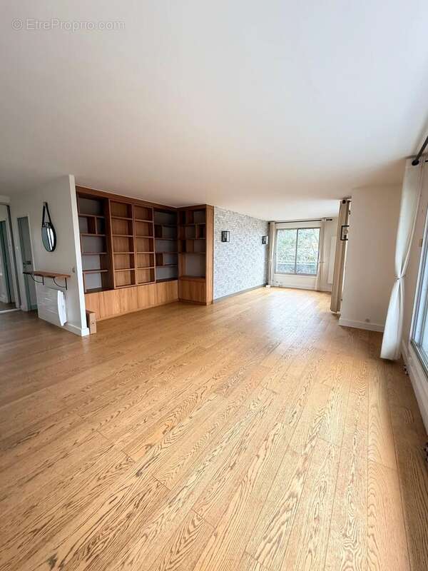 Appartement à LE RAINCY