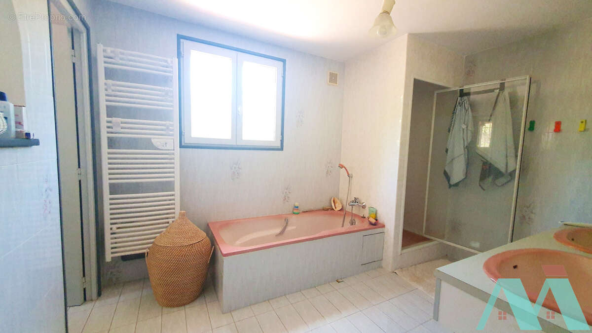 Maison 6 pièces 170 m2 sur terrain de 6500 m2 Signes - photo 14