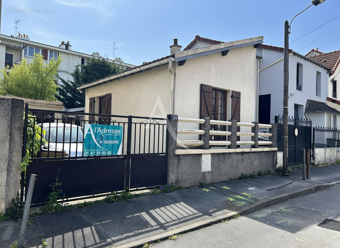 Maison à CHATILLON
