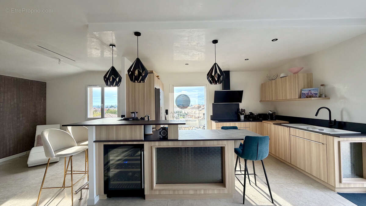 Appartement à TOURNON-SUR-RHONE