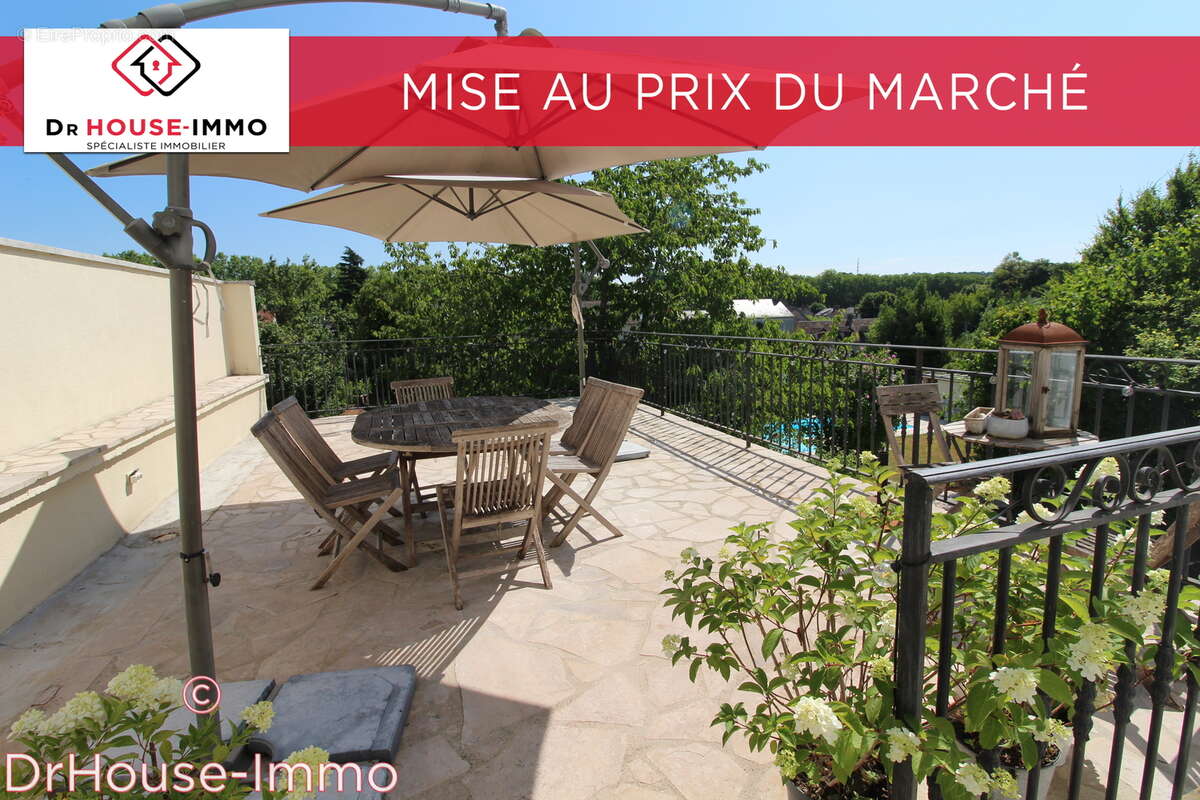 Maison à SAINT-PIERRE-LES-NEMOURS