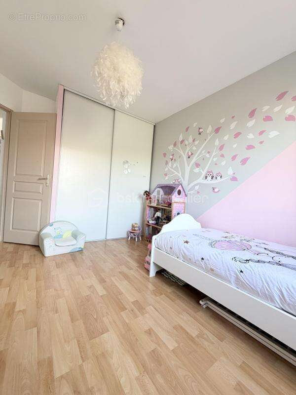 Vaugneray - maison familiale type 5 avec terrain 475 M2 - photo 12