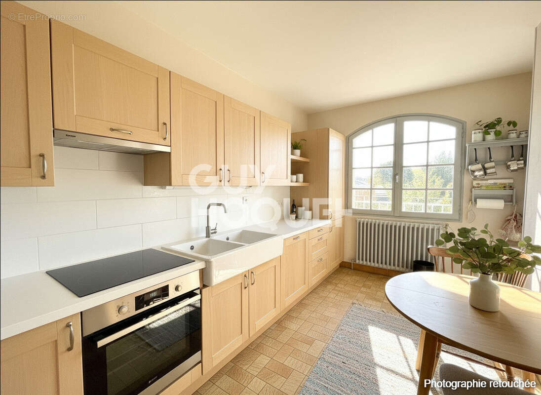 Maison à VILLENAVE-D&#039;ORNON