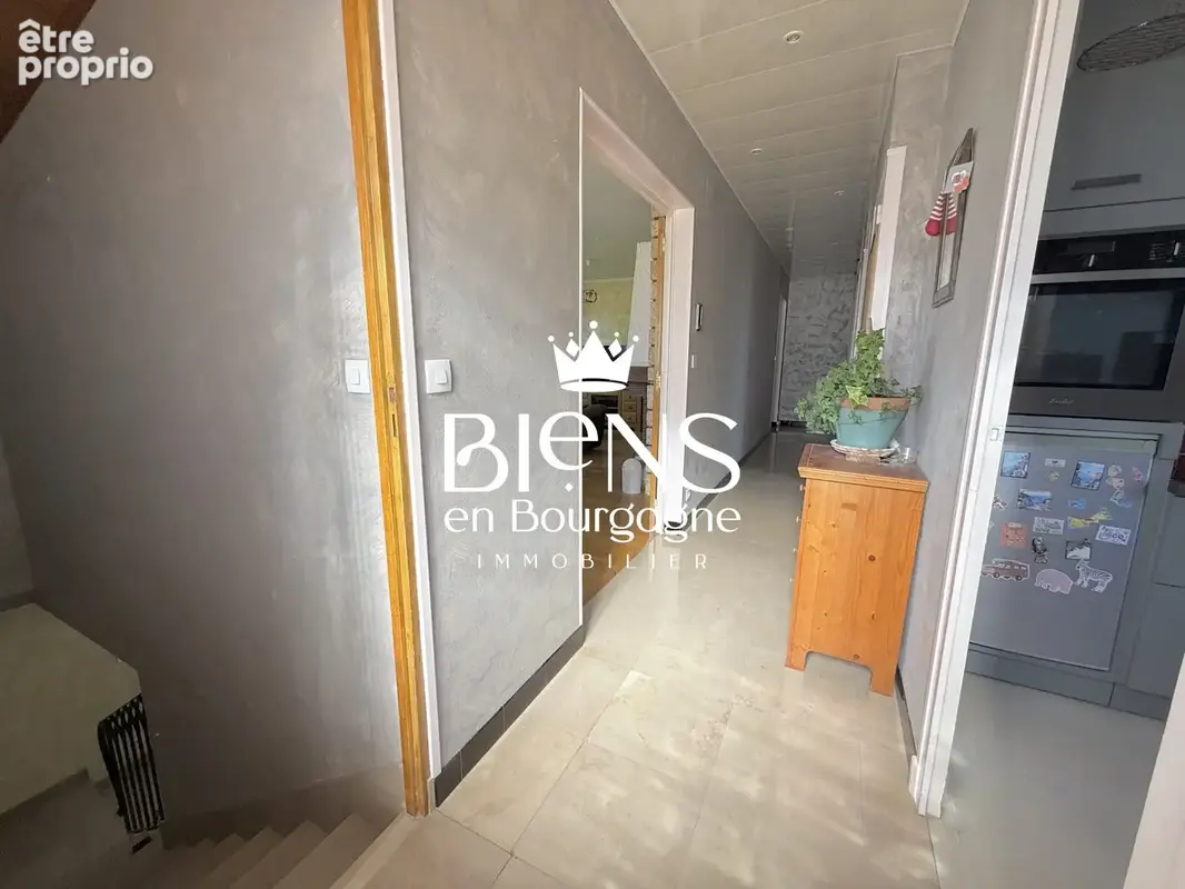 Maison 7 pièces 144 m² à vendre à Saint-Remy (71100) - photo 9